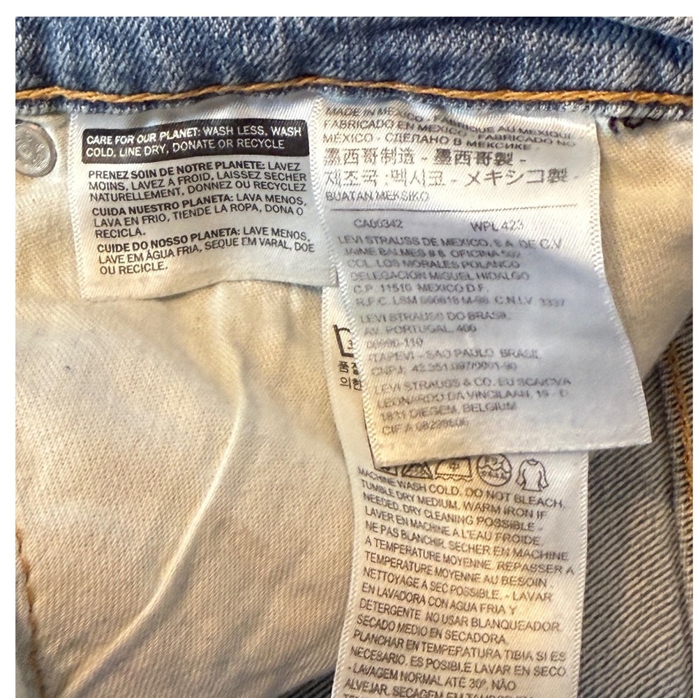 Levis 541 Athletic Taper Mens Jeans 36x34 Light Wash Blue Denim - Picture 4 of 8